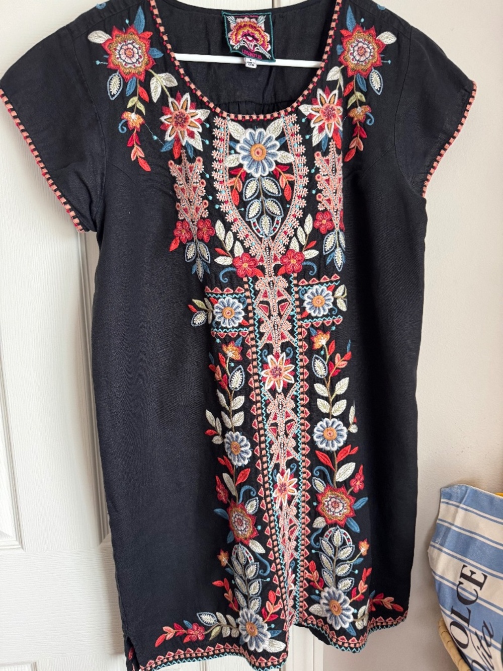NEW JOHNNY WAS BLACK LINEN DRESS WITH STUNNING EMBROIDERY